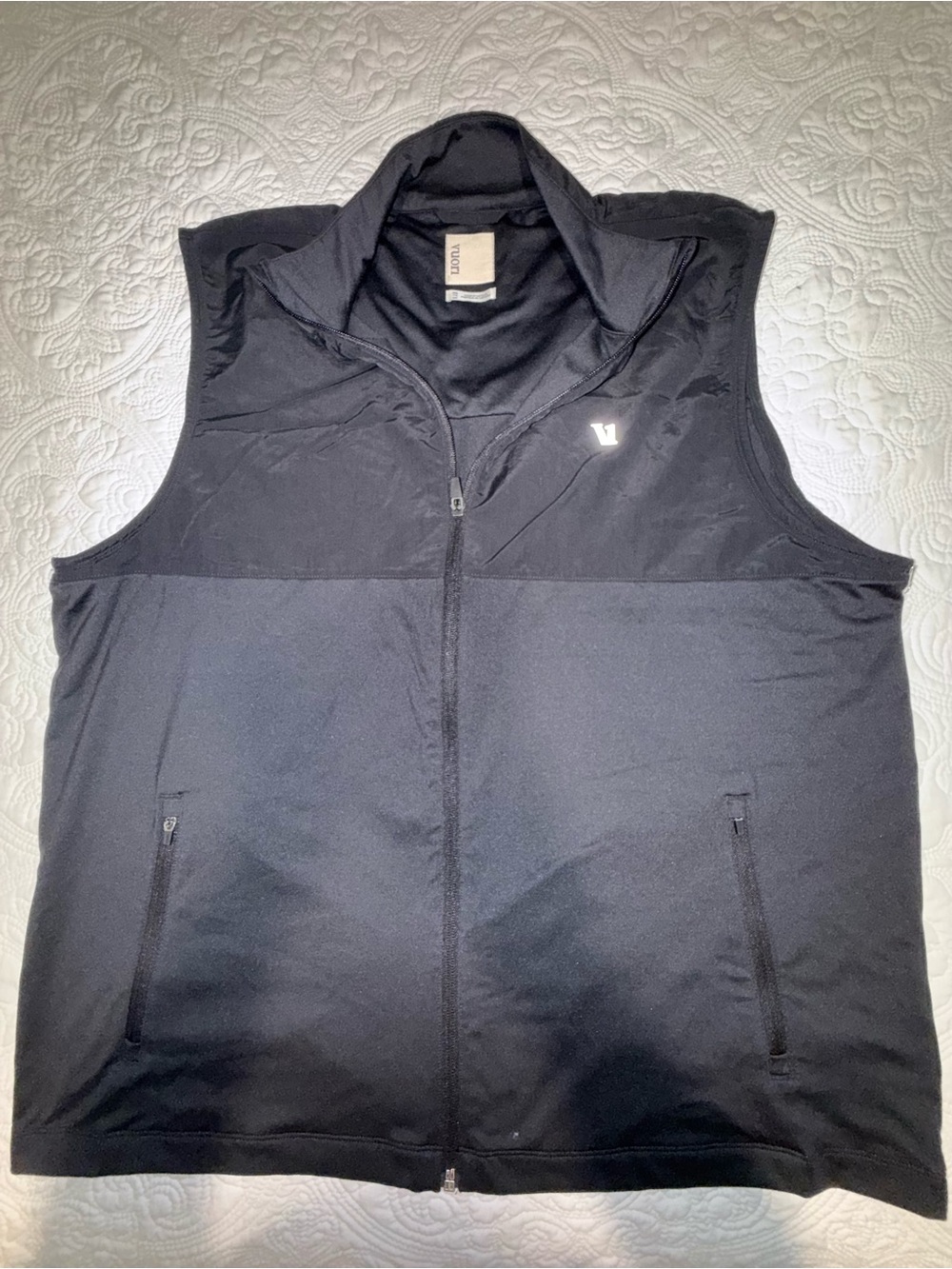 Vuori Black Full-Zip Performance Vest